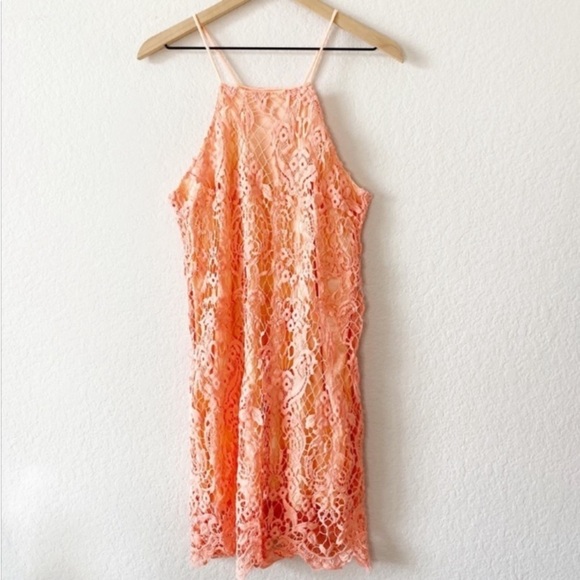 KIMCHI BLUE Urban Outfitters Lace Overlay Mini Dress - Picture 2 of 9